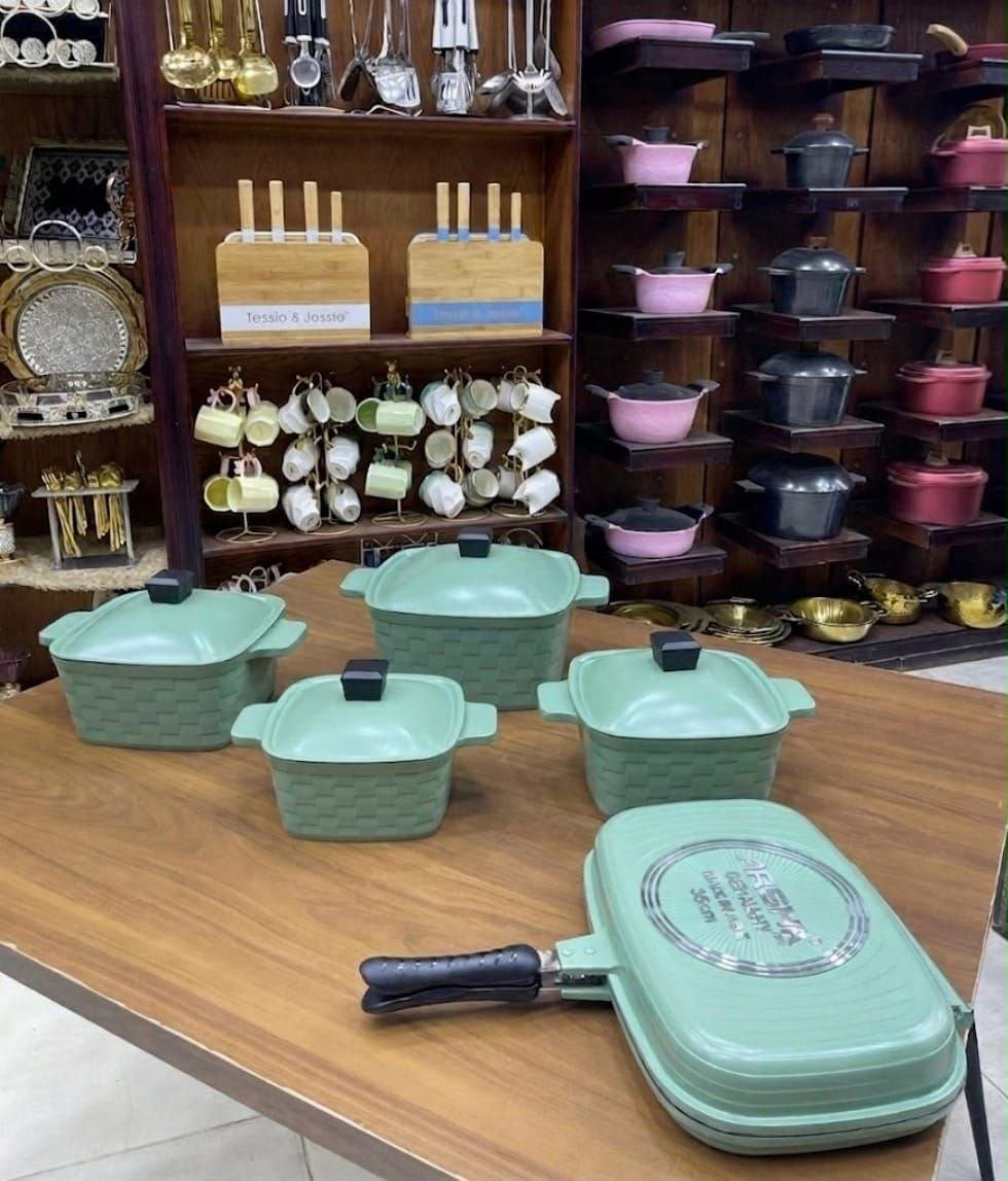 طقم أرشيا مربع ٢٢ قطعة