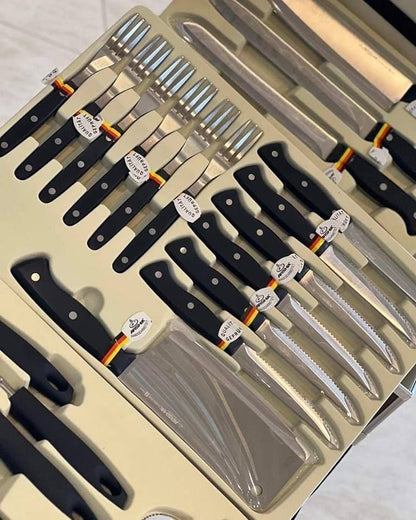 شنطة سكاكين أرشيا